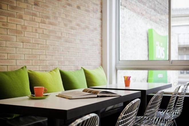 ibis Styles Paris Buttes Chaumont, Paris