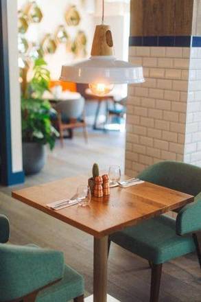 Qbic Hotel London City, London