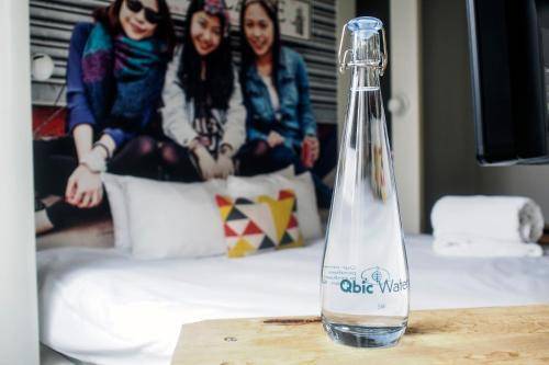 Qbic Hotel London City, London